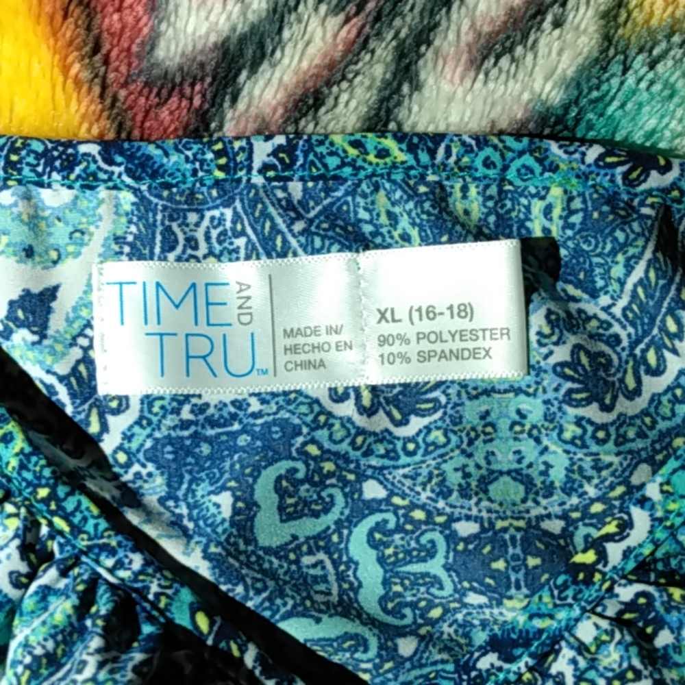 Tank Top - Picture 3 of 3